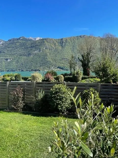 Holiday home Casa Recto, Au Bord Du Lac D'Annecy Avec Vue Doussard