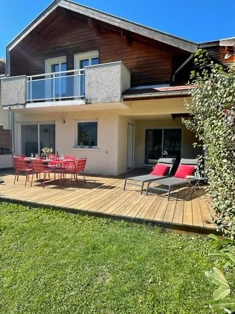 Casa Recto, Au Bord Du Lac D'Annecy Avec Vue Doussard France