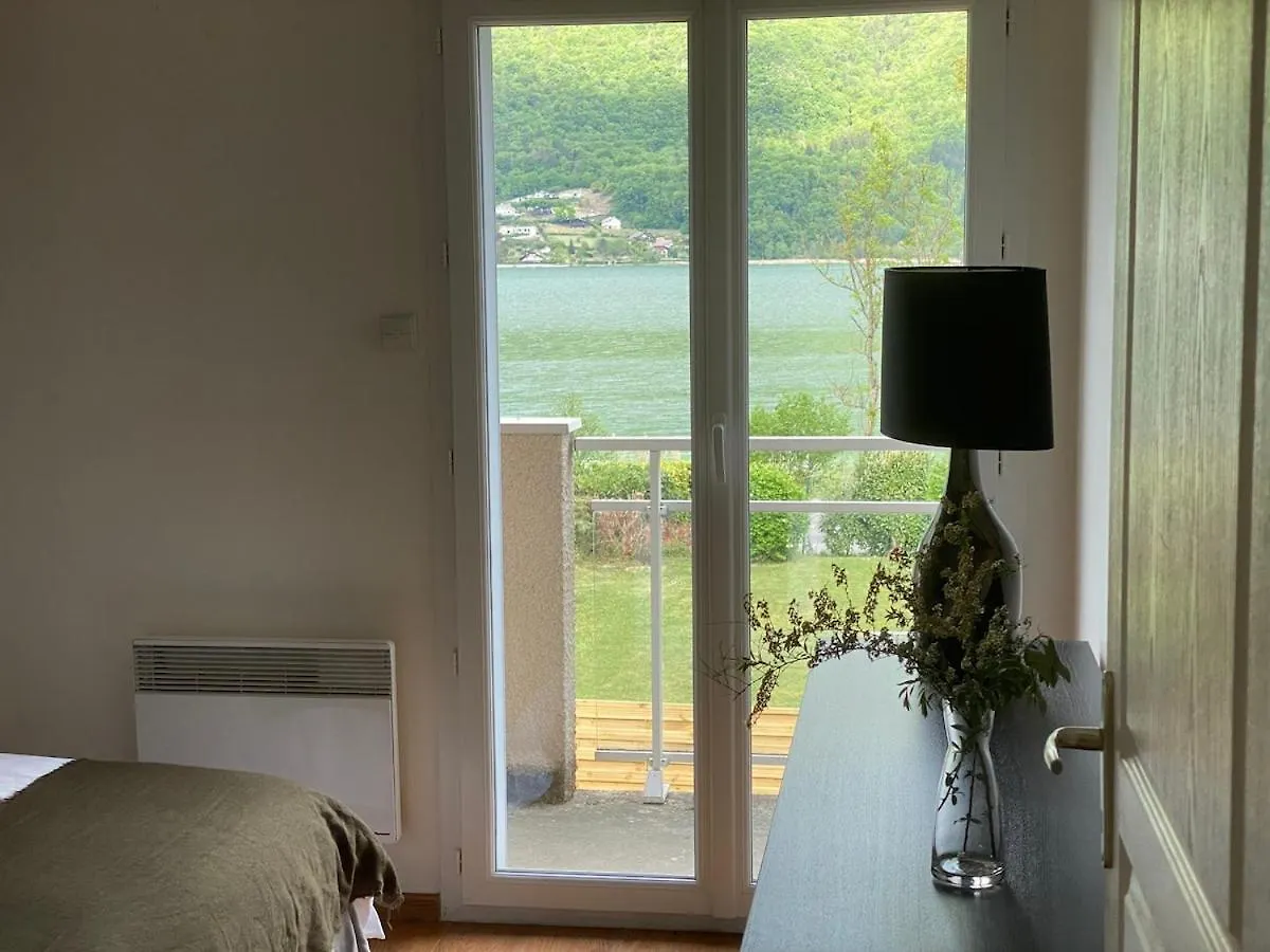 Holiday home Casa Recto, Au Bord Du Lac D'Annecy Avec Vue Doussard