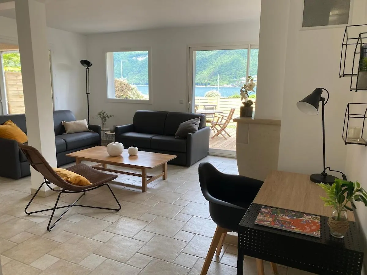Casa Recto, Au Bord Du Lac D'Annecy Avec Vue Doussard Holiday home