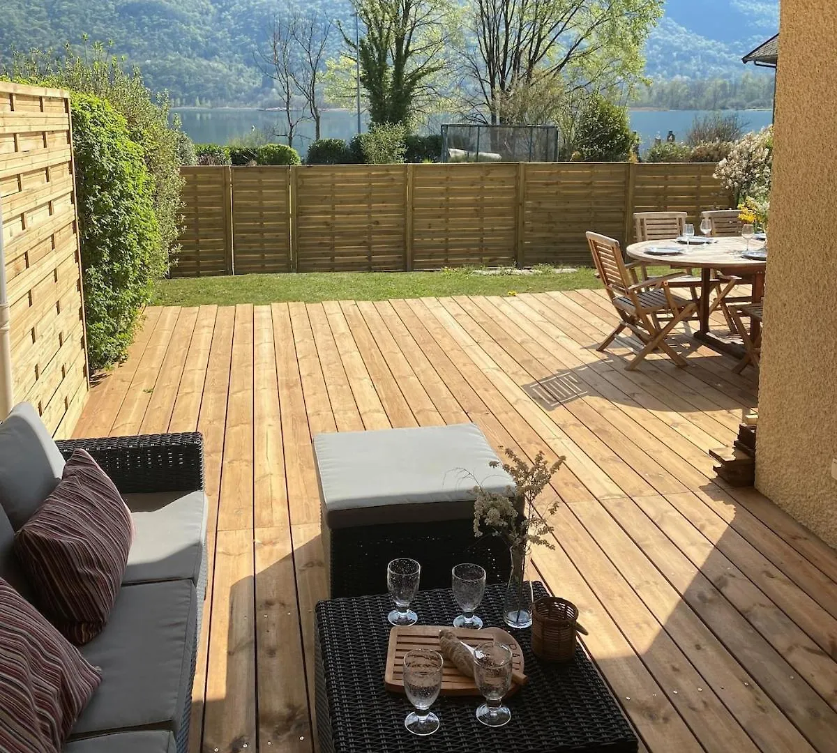 Casa Recto, Au Bord Du Lac D'Annecy Avec Vue Doussard Holiday home
